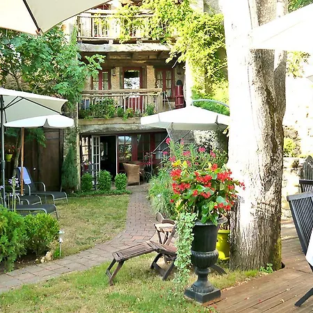 Couette-café Maison De La Porte Fortifiée *